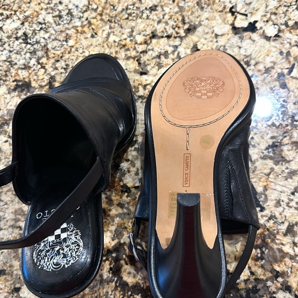 NWOT Vince Camuto Slingback Heels - Picture 4 of 8